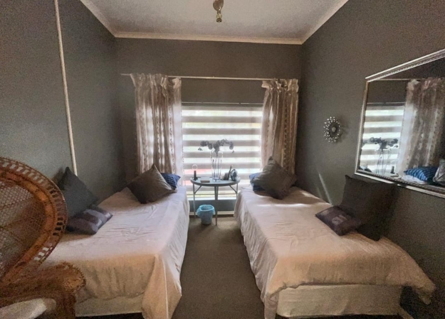3 Bedroom Property for Sale in Geelhoutpark North West